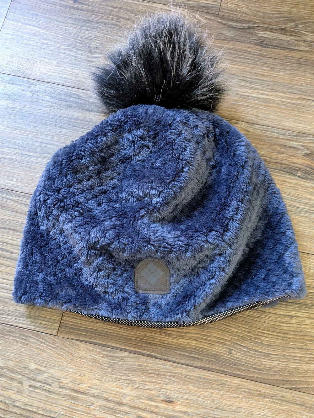 Columbia Plush Pompom Beanie Hat, S/M